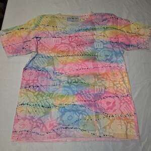 Vintage Star Cody Western Rainbow single stitch T-Shirt women's shoulder pads